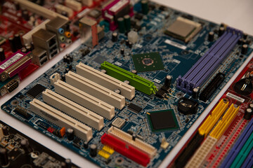 Obraz premium Old disassembled computers. Motherboards. Computer junk.