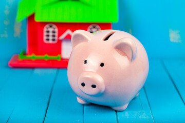 House and piggy bank.