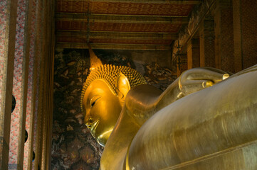 buddha statue at temple