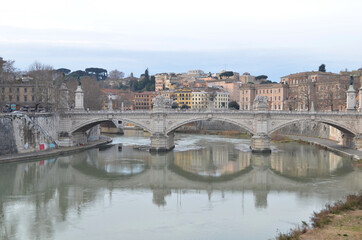 Fototapeta na wymiar Vatican bridge