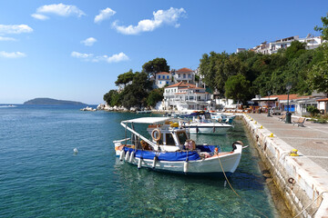 Fototapeta na wymiar Picturesque main town of Skiathos island, Sporades, Greece