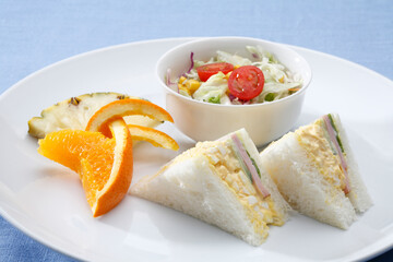 ブレックファースト