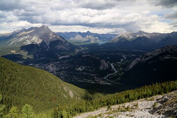 Fototapeta premium Beautiful landscape inside the Banff National Park Canada