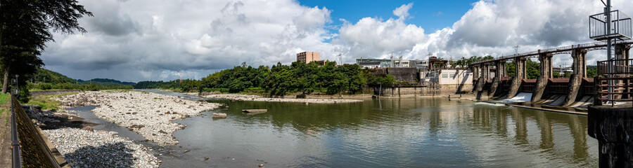 Naklejka premium 小さなダム