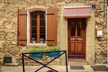 Joli village médiéval de Châteauneuf-du-Pape