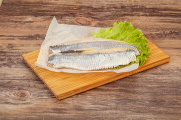 Herring fillet with salad leaves