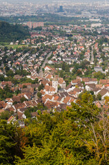 Fototapeta premium Muttenz, Kirche, Sankt Arbogastkirche, Sankt Arbogast, Reformierte Kirche, Ringmauern, Kirchhof, Dorf, Dorfkern, Kirchplatz, Kirchturm, Wartenberg, Baselland, Schweiz, Herbst, Sommer