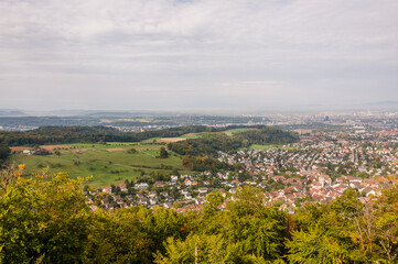 Muttenz, Kirche, Sankt Arbogastkirche, Ringmauern, Kirchhof, Dorf, Dorfkern, Münchenstein, Wartenberg, Baselland, Basel, Bruderholz, Schweiz, Herbst