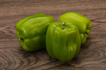 Green sweet bell pepper heap