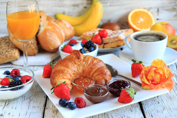 Frühstückstisch