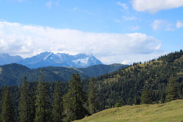 Hiking trip to the summit of Krottenkopf, the highest peak in the Bavarian Estergebirge