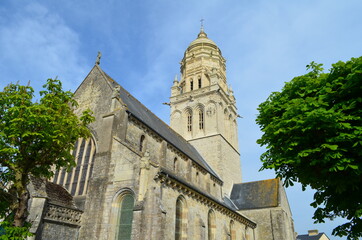 Fototapeta na wymiar L'église de Sainte-Marie du Mont (Manche - Normandie - France)