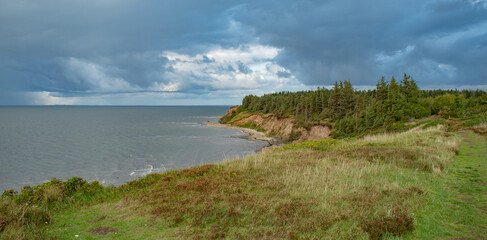 Fototapeta na wymiar view of the cliff coast