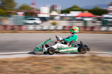 Karting races with the pan technique (Go-Kart)