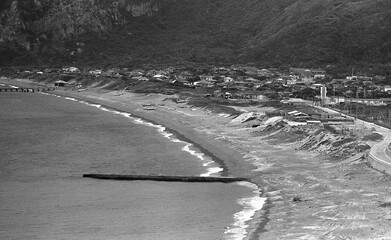 前浜海岸と本村
