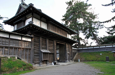 弘前・弘前城　北門(亀甲門）