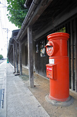 Fototapeta na wymiar 弘前・郵便ポストのある風景