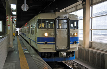 鉄道JR西日本・北陸本線金沢駅413系電車