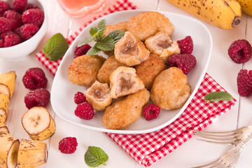Banana fritters.