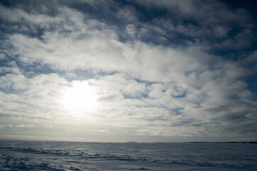 グレートスレイブ湖の雪原