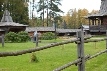 Fototapeta na wymiar wooden buildings in the countryside