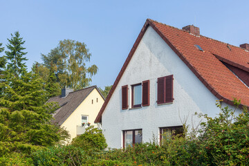 Fototapeta na wymiar Wohnhäuser, Einfamilienhäuser, Wohngebäude, Verden, deutschland