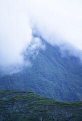 モーレア島の山肌