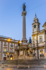 Fototapeta na wymiar Church of San Domenico (Chiesa di San Domenico, 1640) and Column of Immaculate Conception (1728) in middle of San Domenico square. Palermo, Sicily, Italy.
