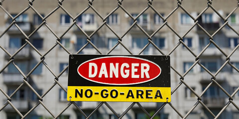 Schild No Go Area, Ghettoisierung, Problemviertel