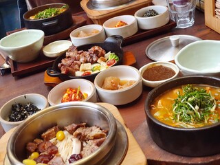 한국의 식당 한정식 Korean traditional food