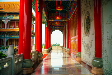 Obraz na płótnie Canvas The big red building of China temple at Bangkok Thailand