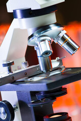 Microscope