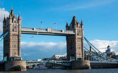 Fototapeta na wymiar Tower bridge in london england 