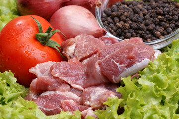 some raw goulash and organic green salad