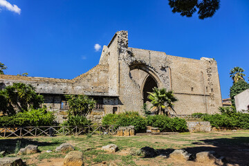Fototapeta na wymiar One of the oldest parts of Palermo - Unfinished Church Santa Maria dello Spasimo (1509). Santa Maria dello Spasimo located in the Kalsa district of Palermo on via dello Spasimo. Sicily, Italy.