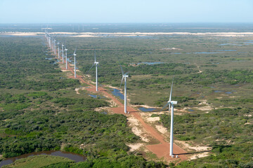 Geradores de energia eólica no Piauí, Parnaíba.  © Zig Koch