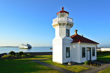 Fototapeta na wymiar Mukilteo lighthouse in Summer