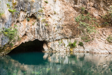 ボスニア・ヘルツェゴビナ　ブラガイの洞窟