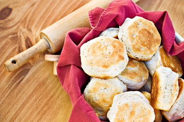 buttermilk biscuits 