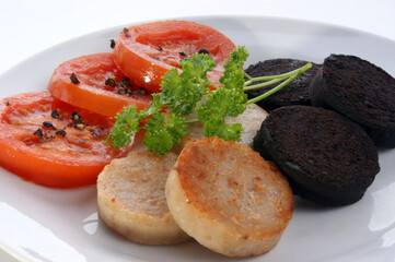 traditional irish breakfast on a large plate