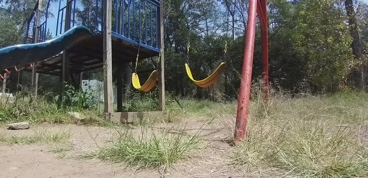 Columpios solitarios