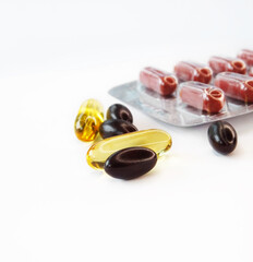 Vitamins, minerals and fish oil which contains omega 3 acid - these are the most important supplements during Coronavirus pandemics.