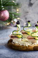 Cucumber and ham christmas tree holiday food