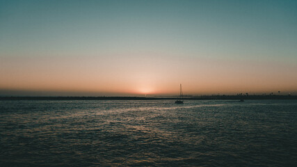 Obraz premium sunset over the sea