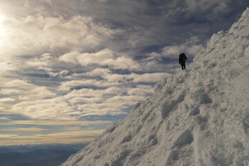 Obraz premium Mountain climbing in the sunrise on Volcan Villarrica in Pucon, Chile