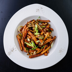 fried potatoes with mushrooms