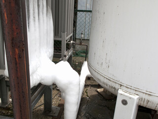 液化窒素の氷結