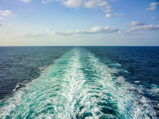 Traumreise Karibikkreuzfahrt mit Kreuzfahrtschiff - Dream holiday and vacation on Caribbean cruise...