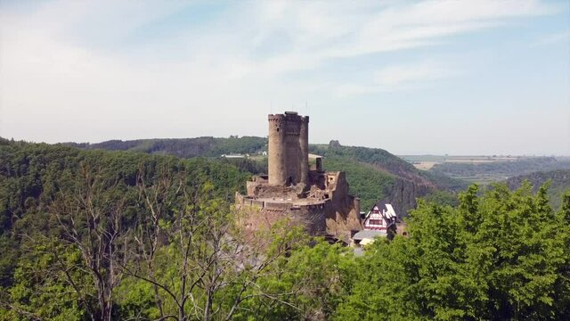 Ehrenburg bei Brodenbach im Moseltal, Rheinland-Pfalz
