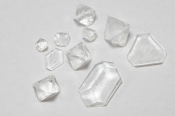 ミョウバンの結晶